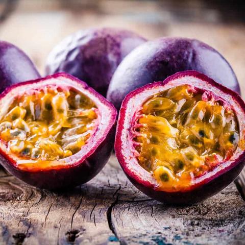 Purple Passion Fruit - Gulupa